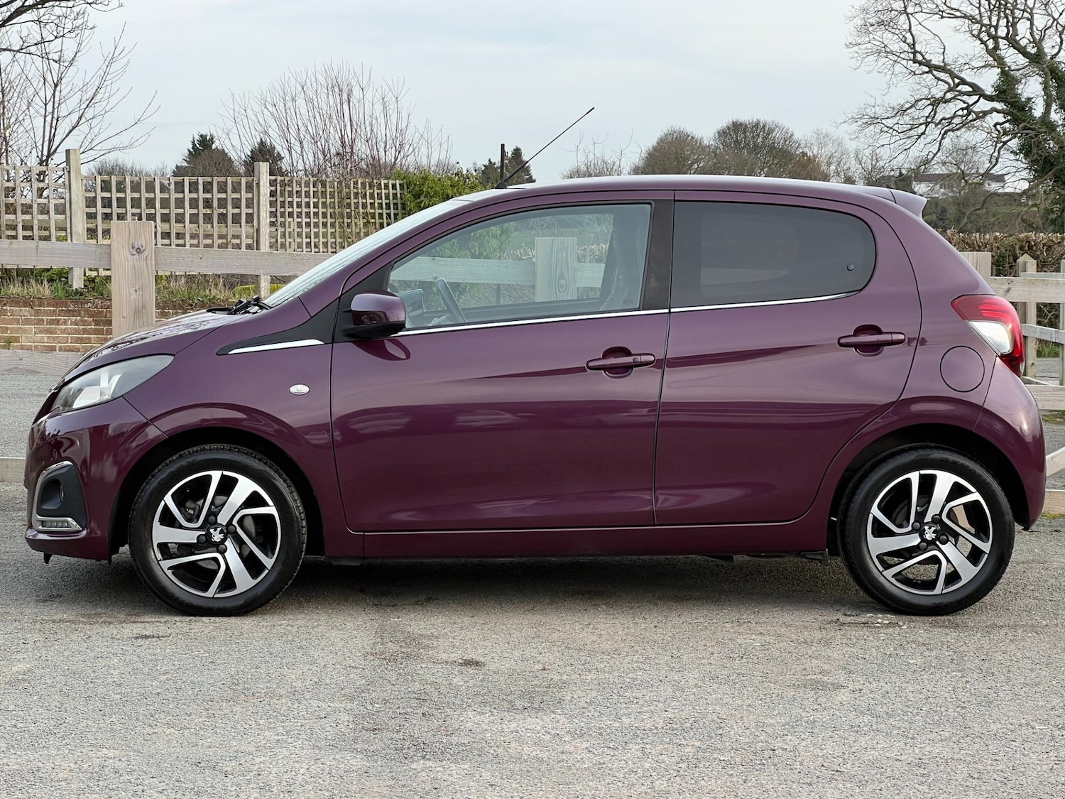 Used Peugeot 108 2017 for sale - 77578553: Photo 15