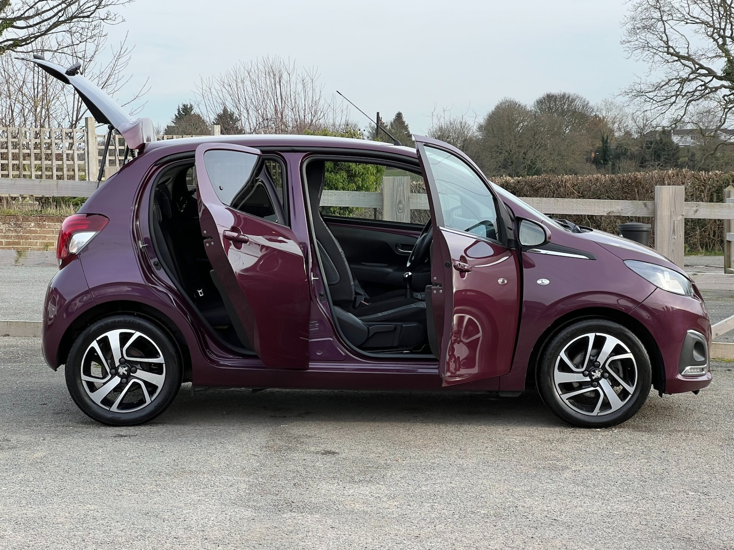 Used Peugeot 108 2017 for sale - 77578553: Photo 7