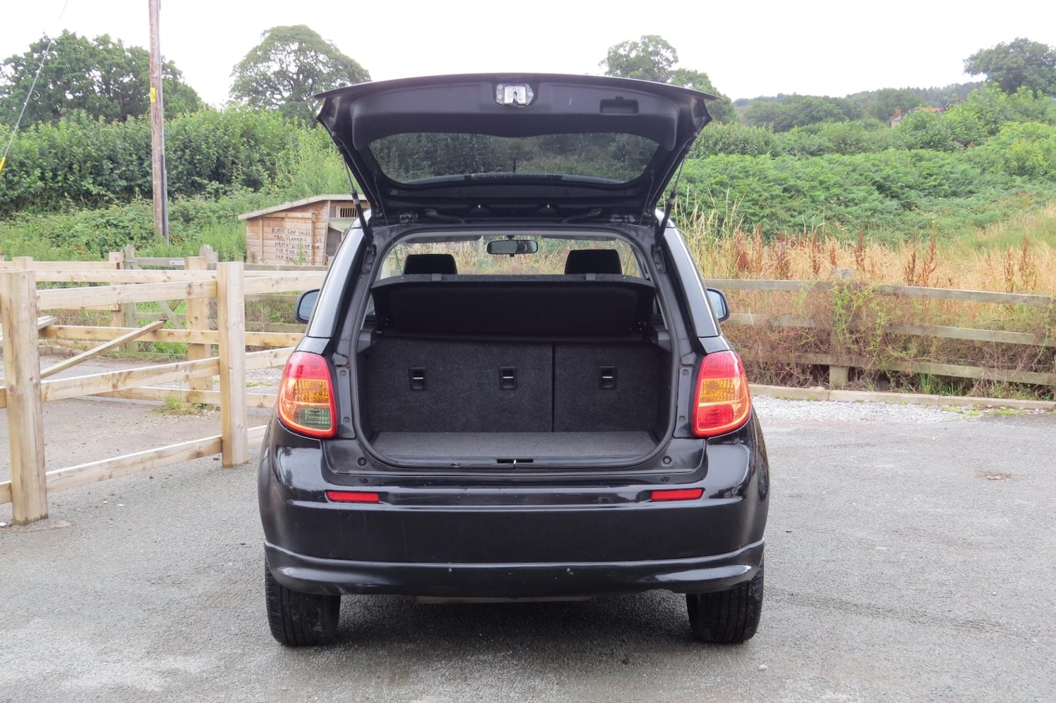 Used Suzuki SX4 2010 for sale - 76252611: Photo 22