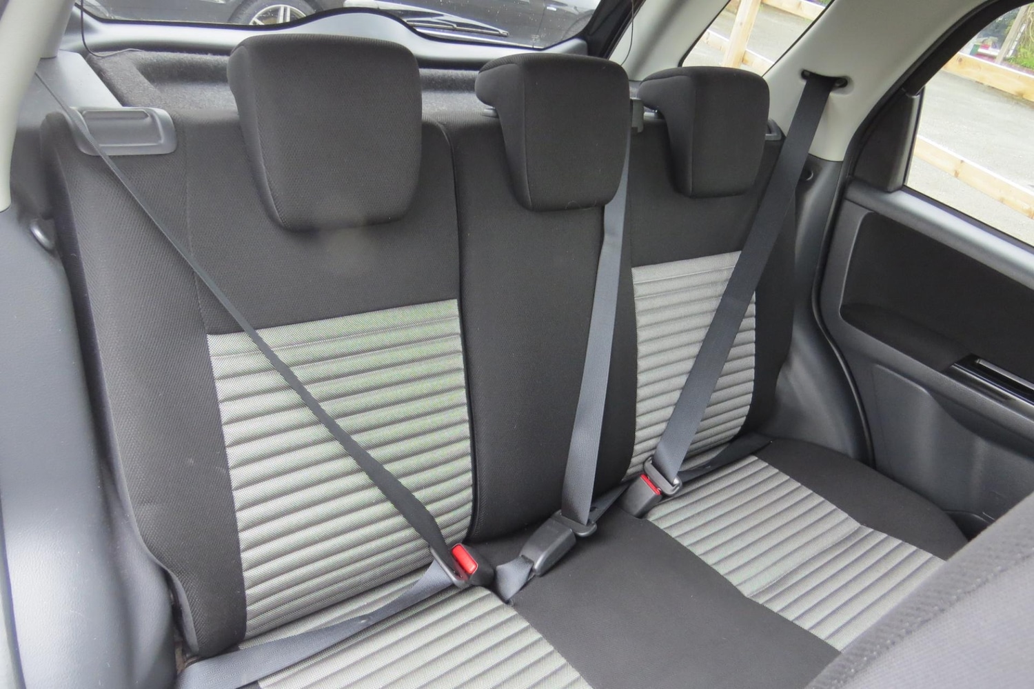 Used Suzuki SX4 2010 for sale - 76252611: Photo 9