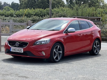 Used Volvo V40 2013 for sale - 79311600: Photo