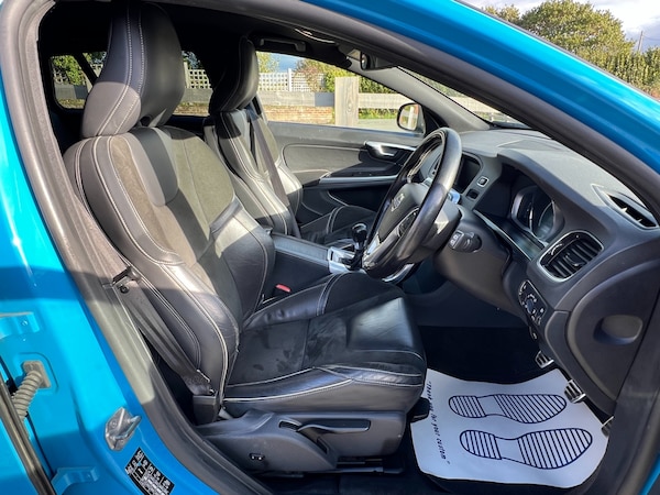 Used Volvo V60 2015 for sale - 76180817: Photo 20