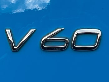 Used Volvo V60 2015 for sale - 76180817: Photo 4