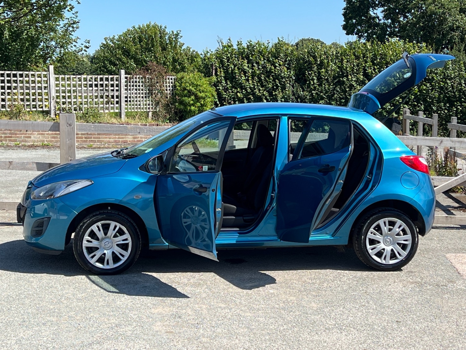 Vehicle 28