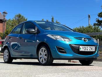 Used Mazda Mazda2 2012 for sale - 74961138: Photo