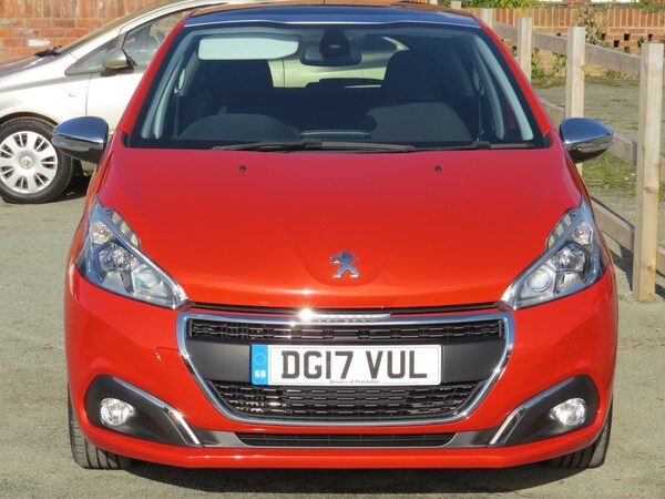 Used Peugeot 208 2017 for sale - 72467556: Photo 12