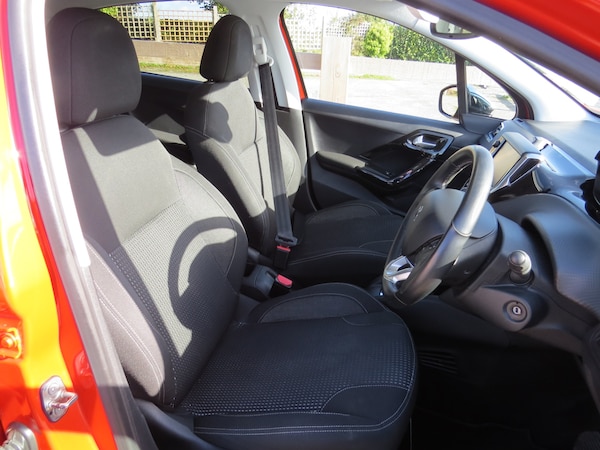Used Peugeot 208 2017 for sale - 72467556: Photo 20