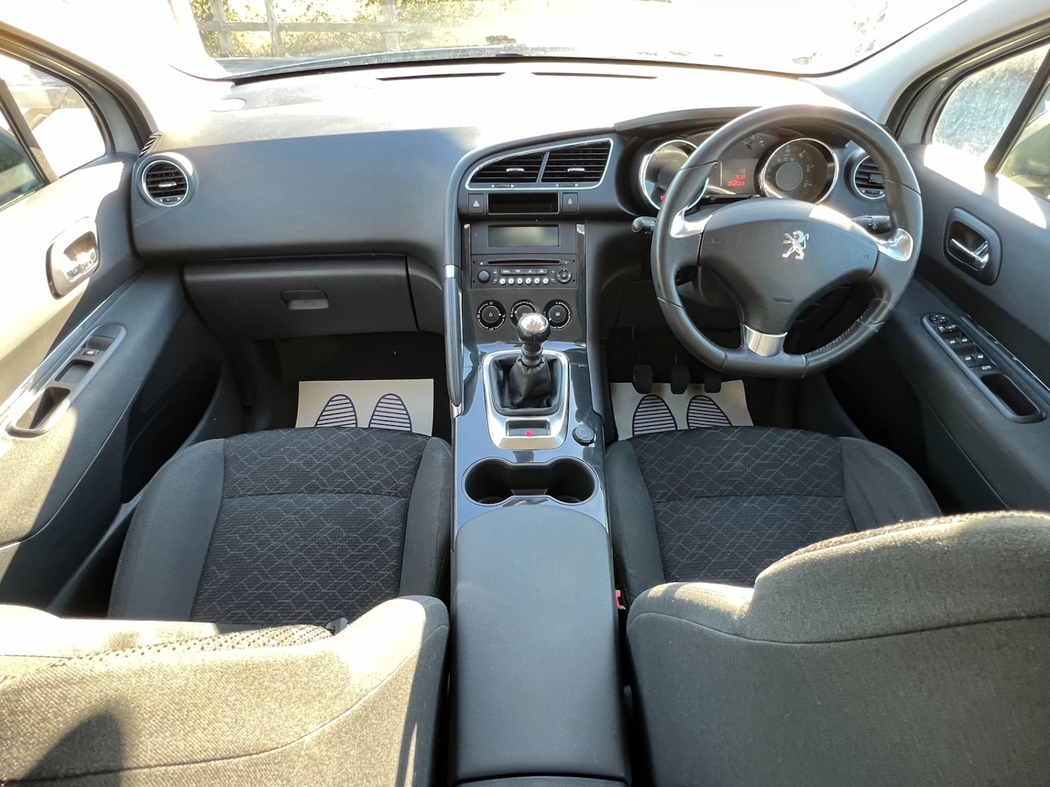 Used Peugeot 3008 2015 for sale - 76004617: Photo 4