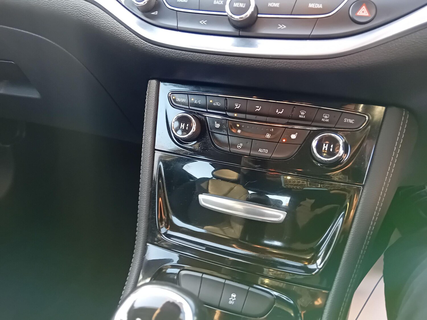 Used Vauxhall Astra 2016 for sale - 76485714: Photo 35