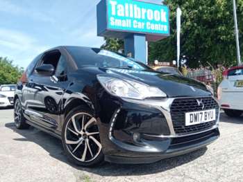 2017 (17) - 1.2 PureTech Connected Chic Euro 6 3dr