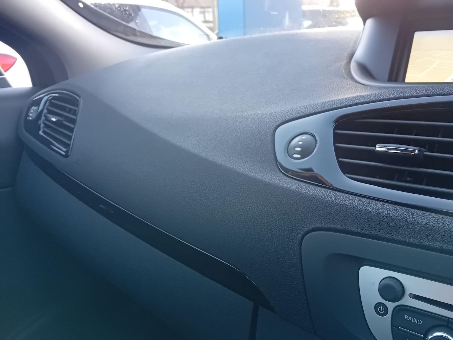 Used Renault Scenic 2015 for sale - 77229939: Photo 11