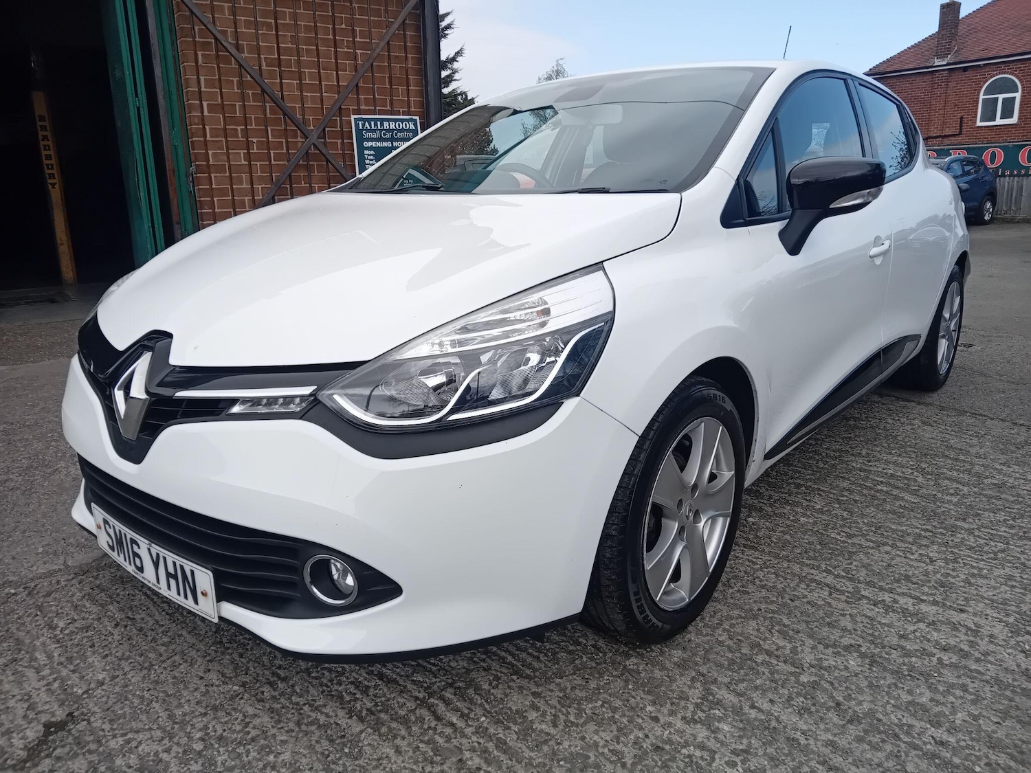 Used Renault Clio 2016 for sale - 78086222: Photo 10