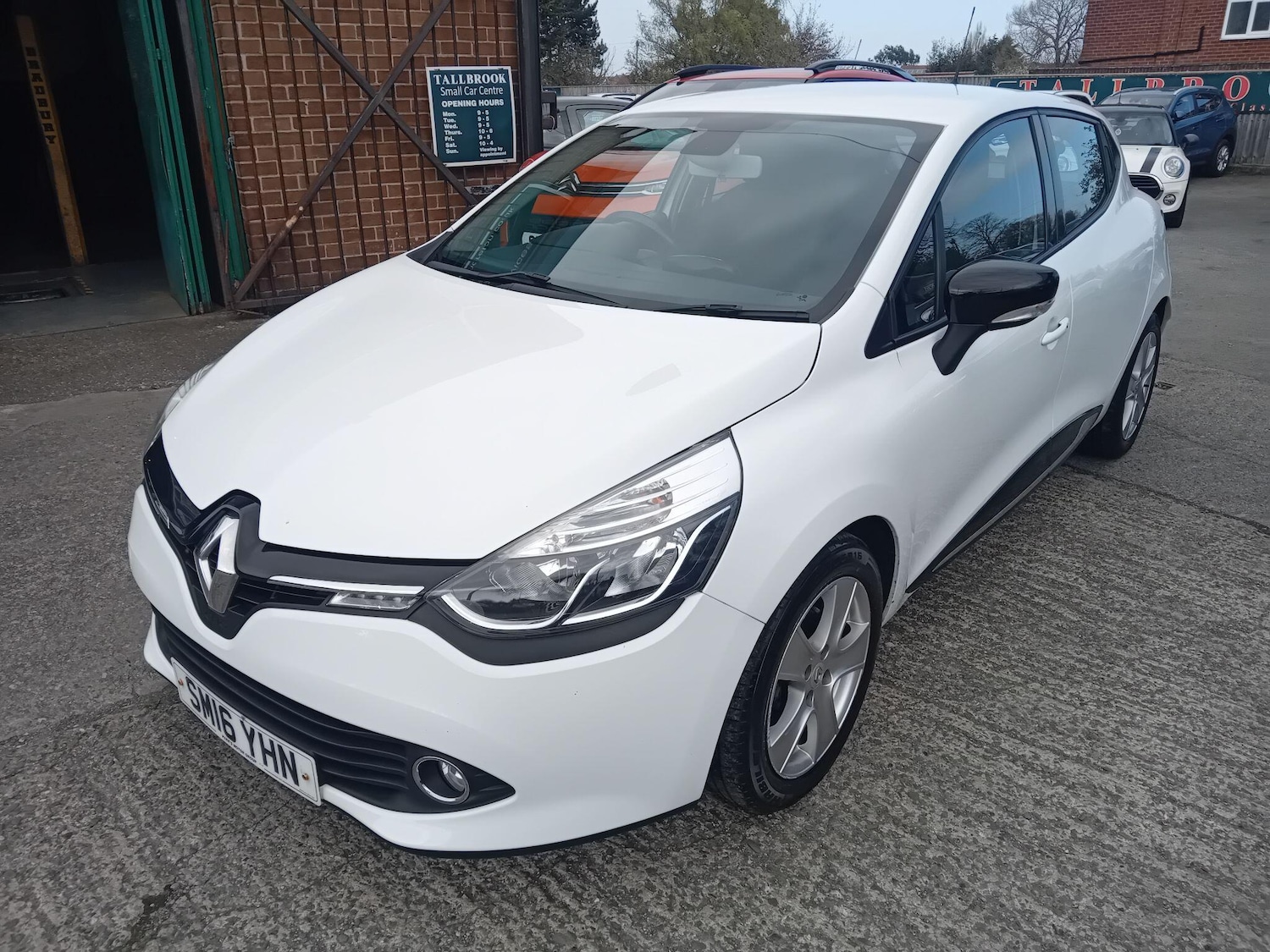 Used Renault Clio 2016 for sale - 78086222: Photo 11