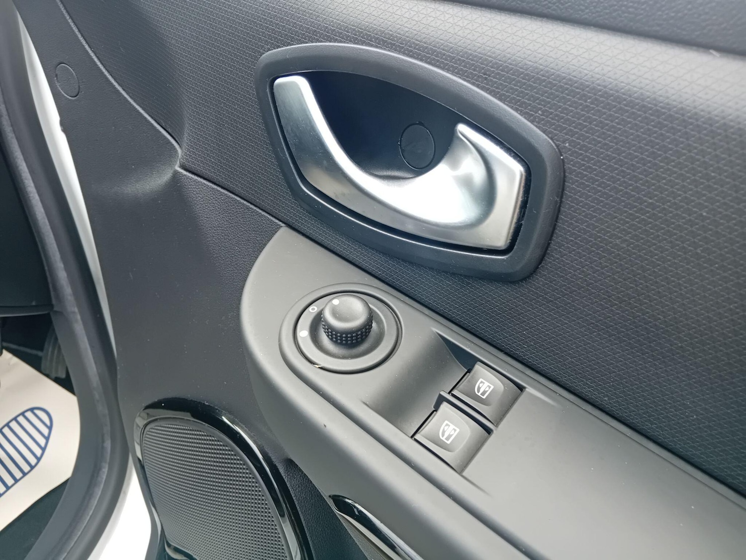 Used Renault Clio 2016 for sale - 78086222: Photo 19