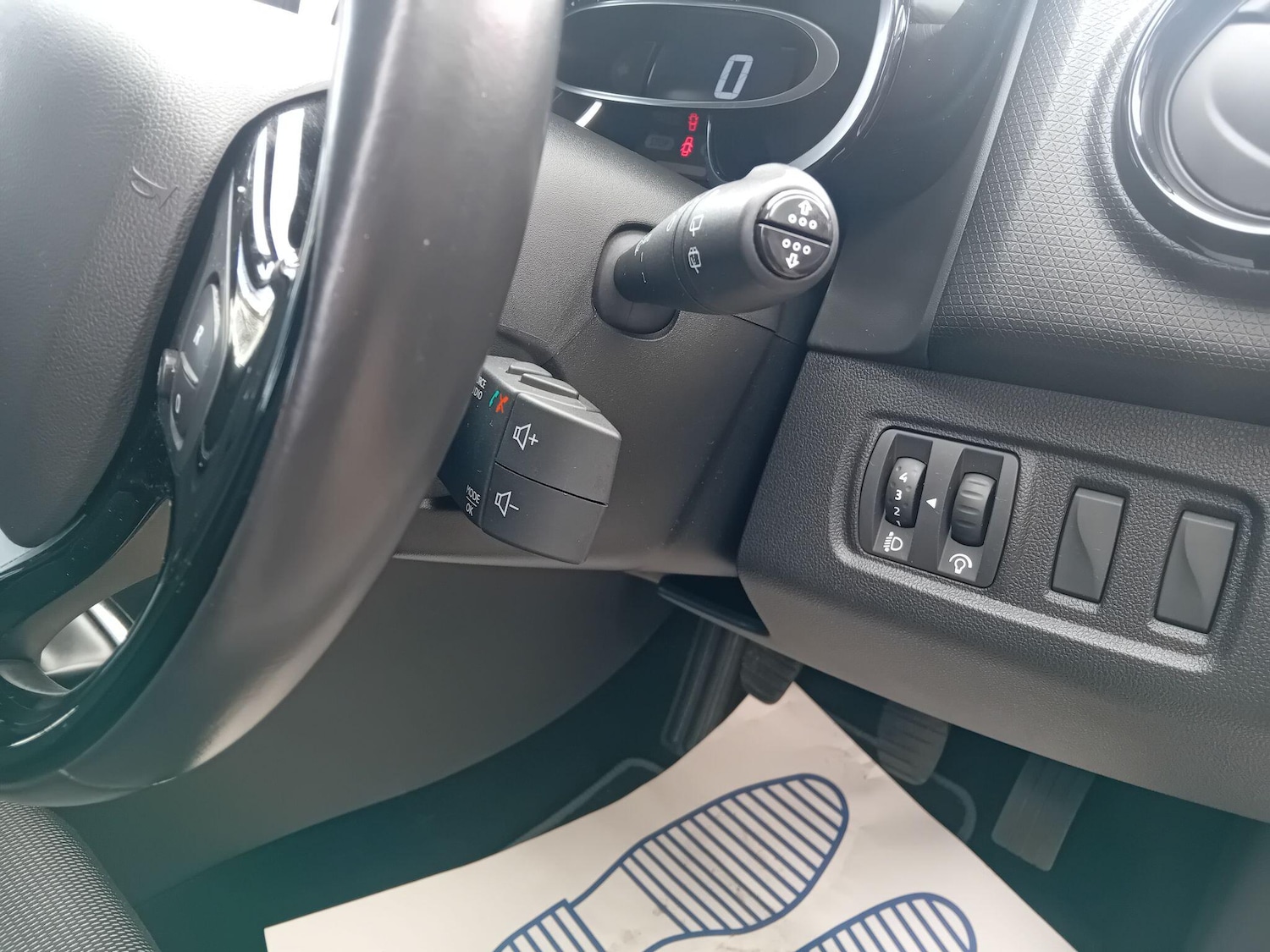 Used Renault Clio 2016 for sale - 78086222: Photo 21