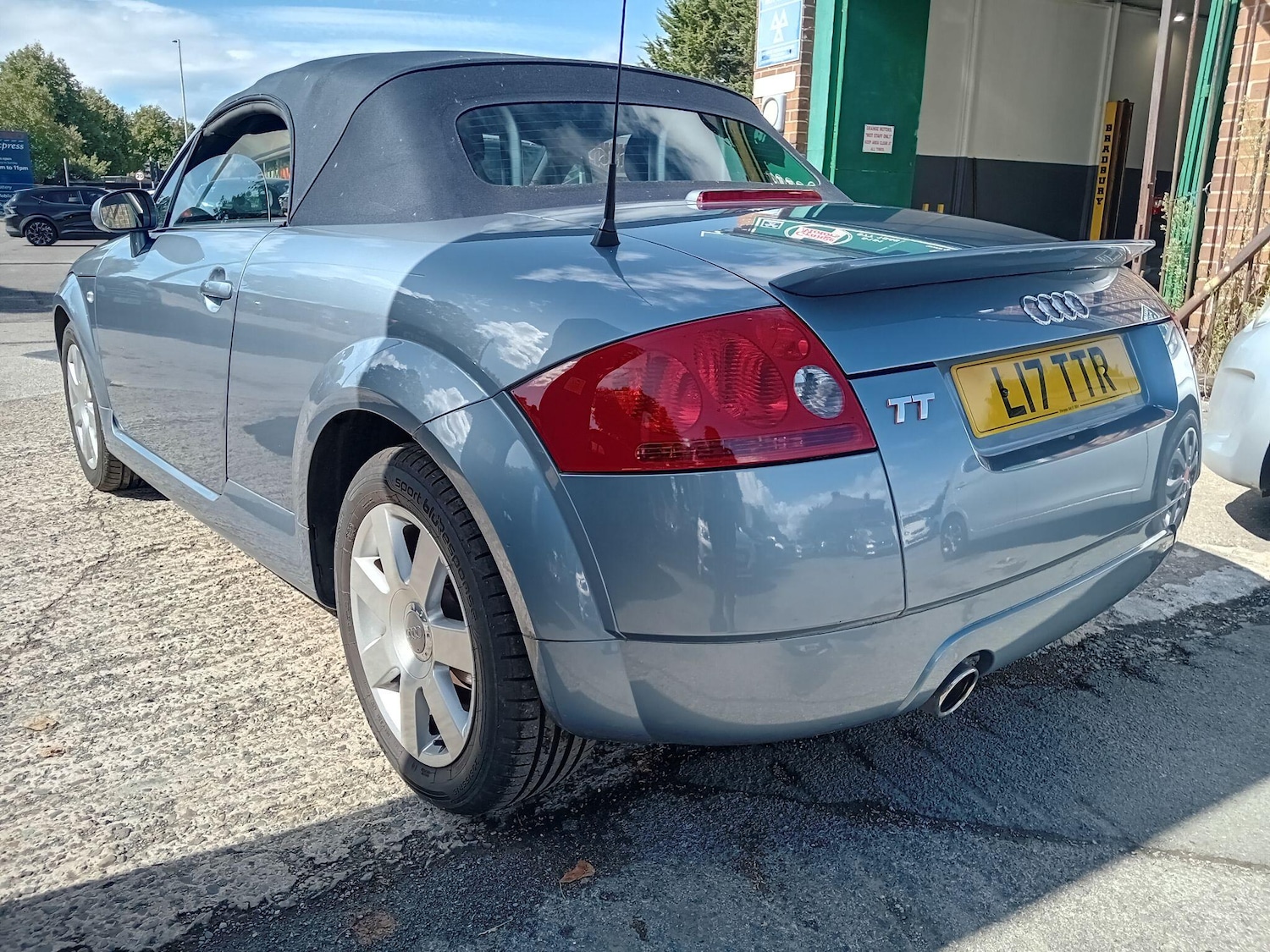 Vehicle 14