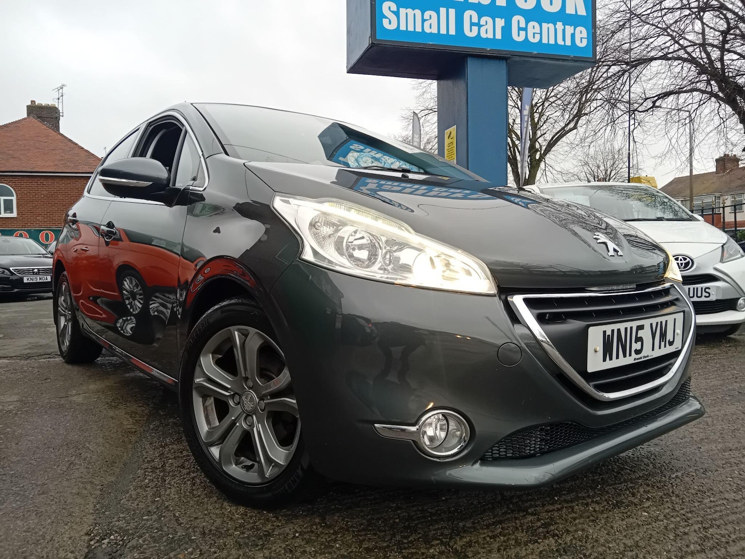 Used Peugeot 208 2015 for sale - 77386528: Photo 3