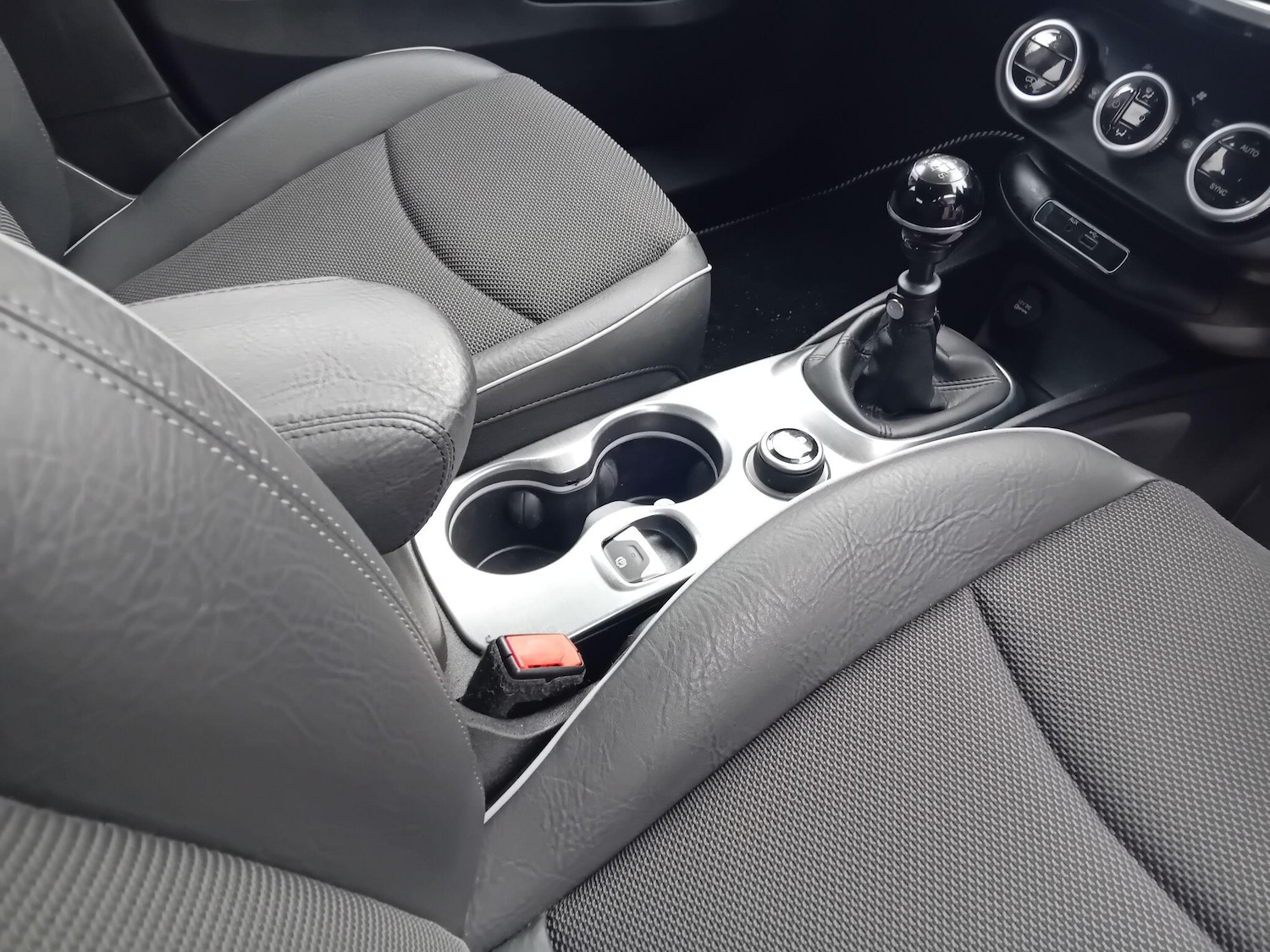 Used Fiat 500X 2015 for sale - 76440963: Photo 26