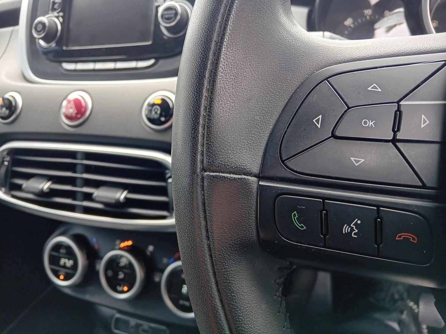 Used Fiat 500X 2015 for sale - 76440963: Photo 35