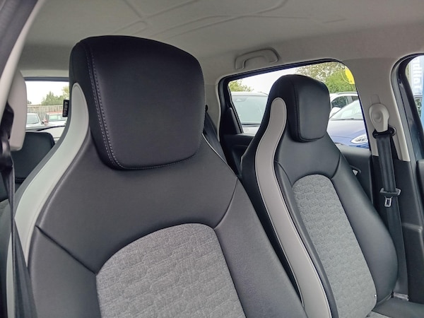 Used Renault Zoe 2020 for sale - 76158789: Photo 18