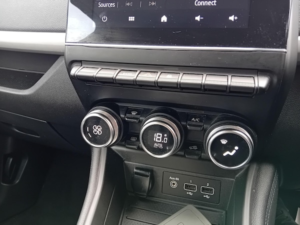 Used Renault Zoe 2020 for sale - 76158789: Photo 31
