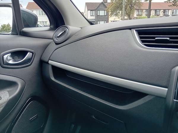 Used Renault Zoe 2020 for sale - 76158789: Photo 34
