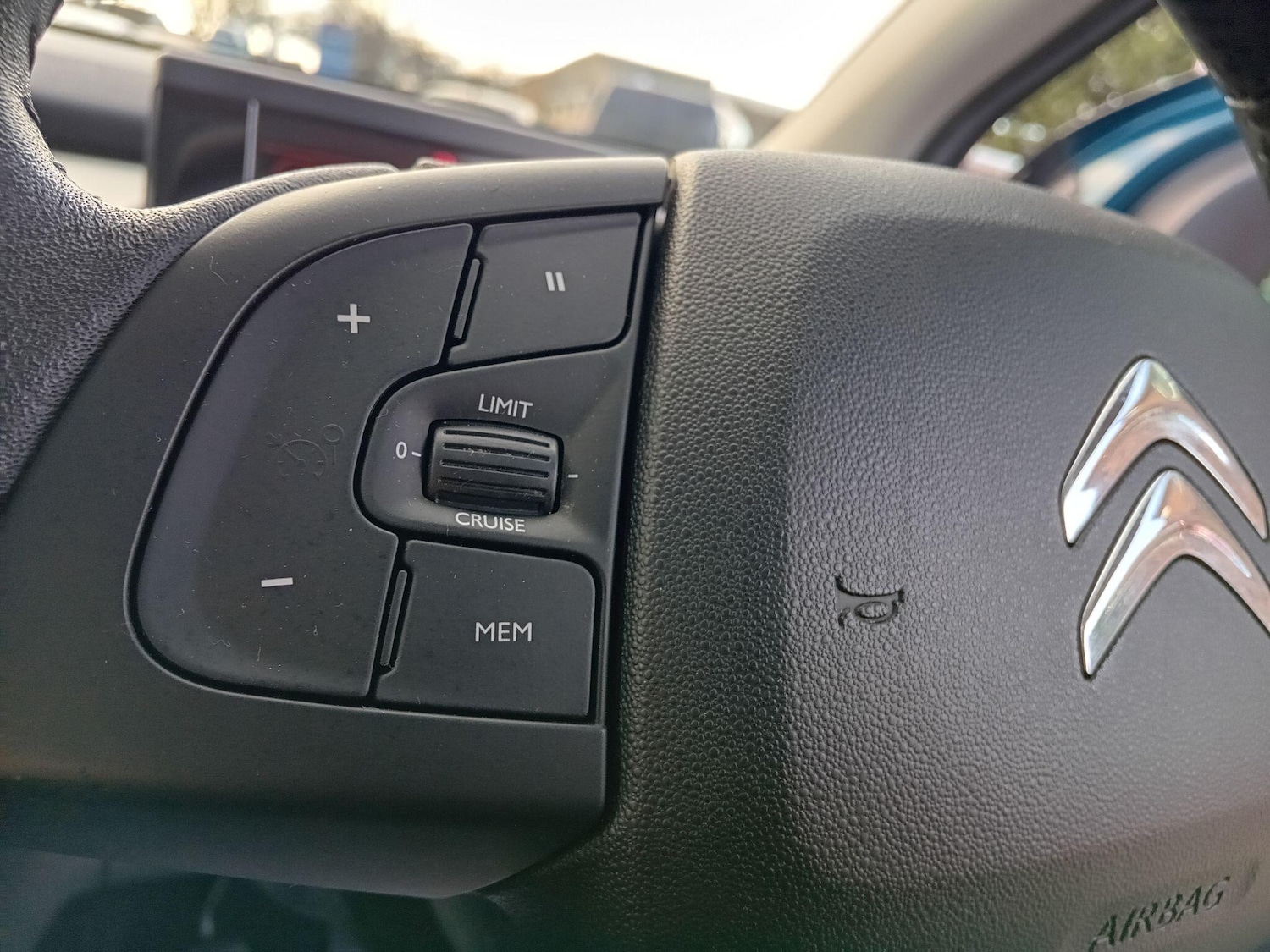 Used Citroen C4 Cactus 2018 for sale - 76619772: Photo 15