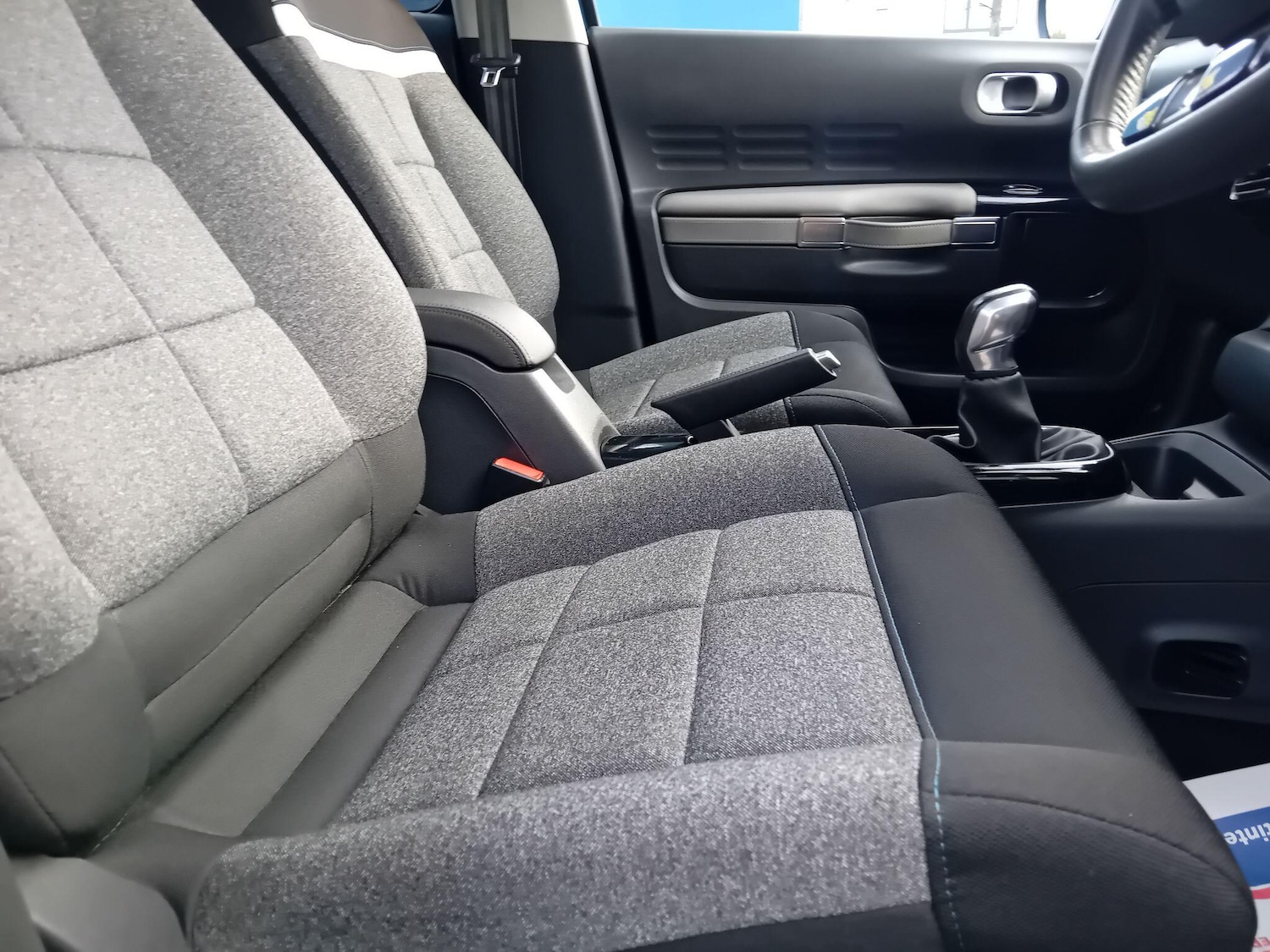 Used Citroen C4 Cactus 2018 for sale - 76619772: Photo 31