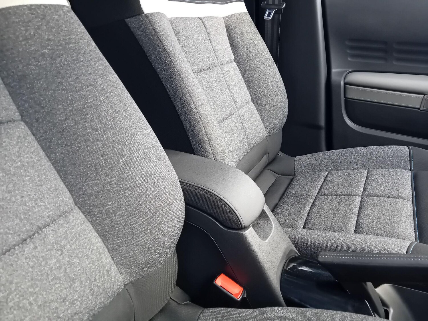 Used Citroen C4 Cactus 2018 for sale - 76619772: Photo 39