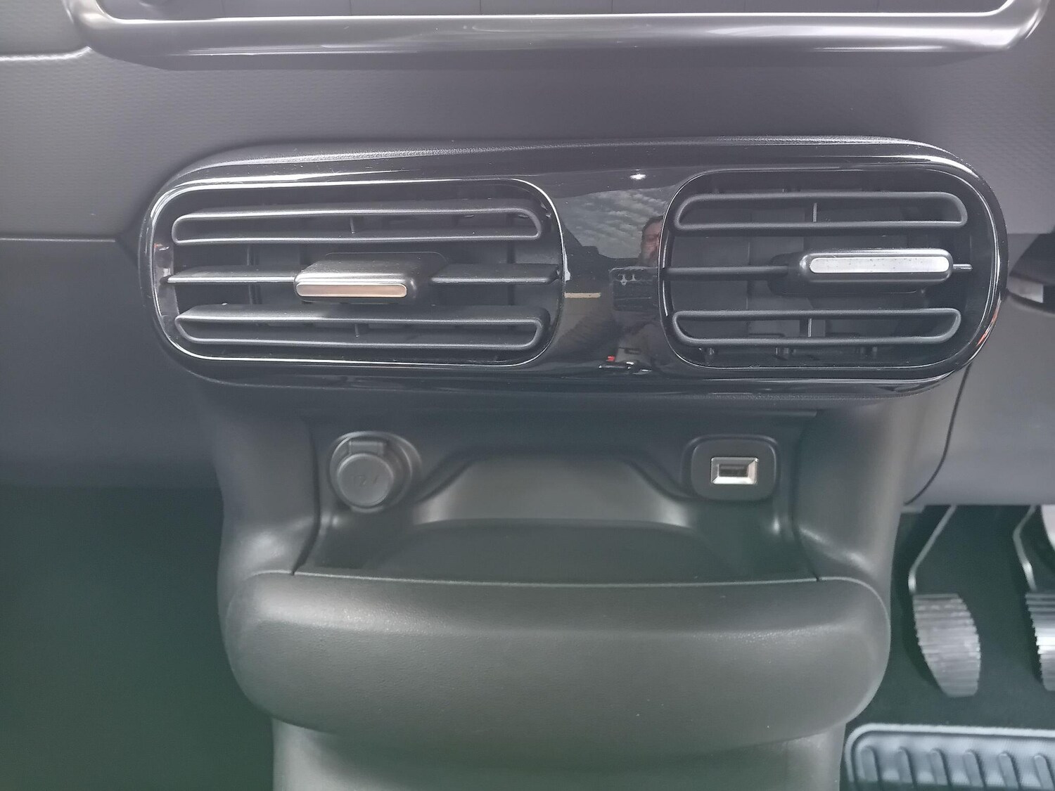 Used Citroen C4 Cactus 2018 for sale - 76619772: Photo 42