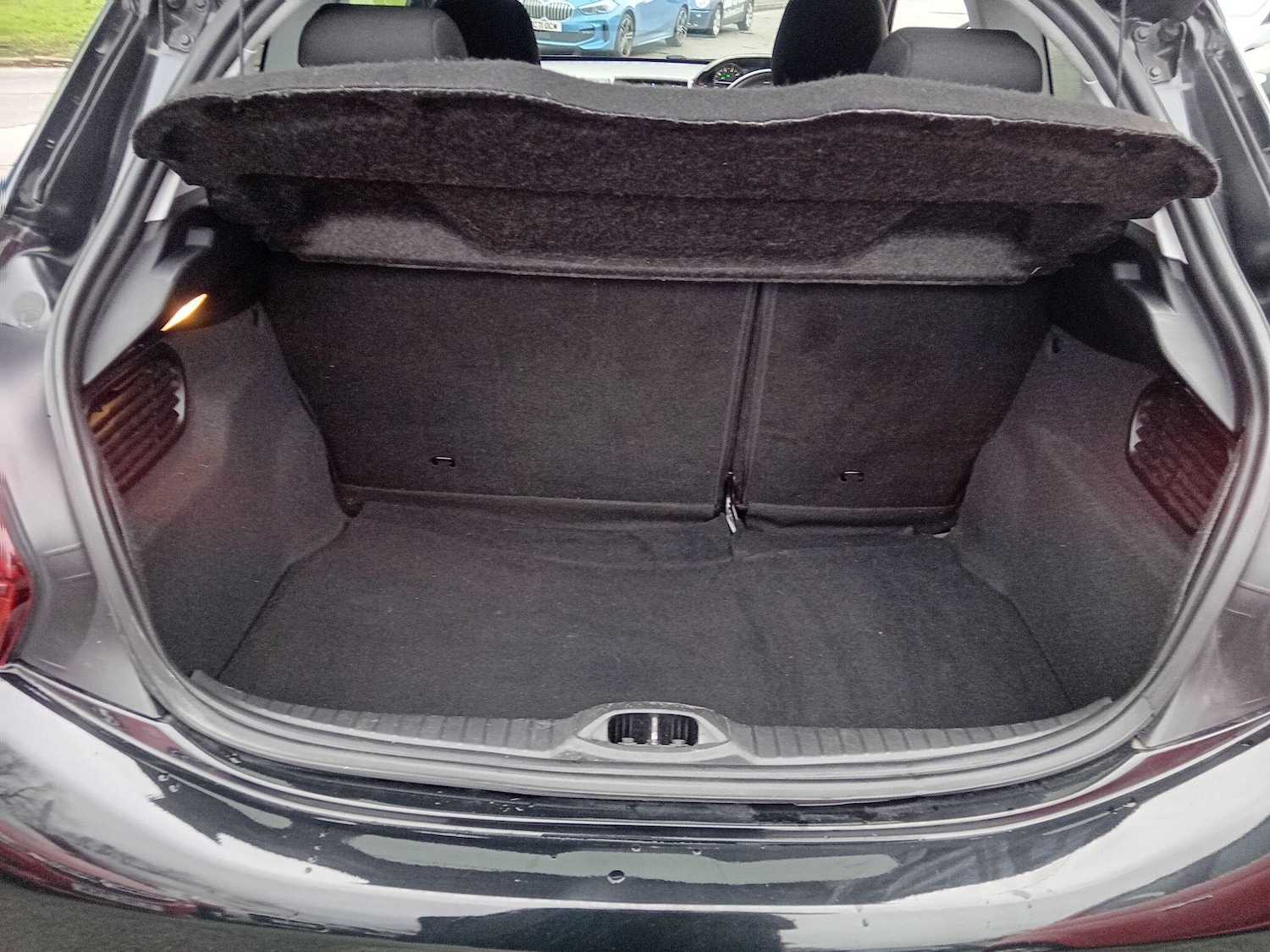 Used Peugeot 208 2017 for sale - 77386358: Photo 27