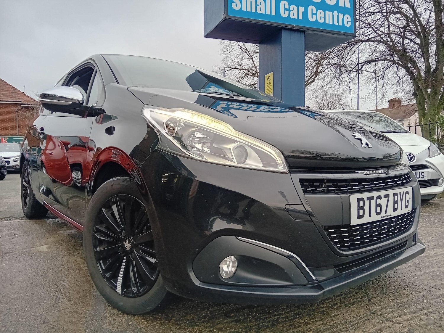 Used Peugeot 208 2017 for sale - 77386358: Photo 6