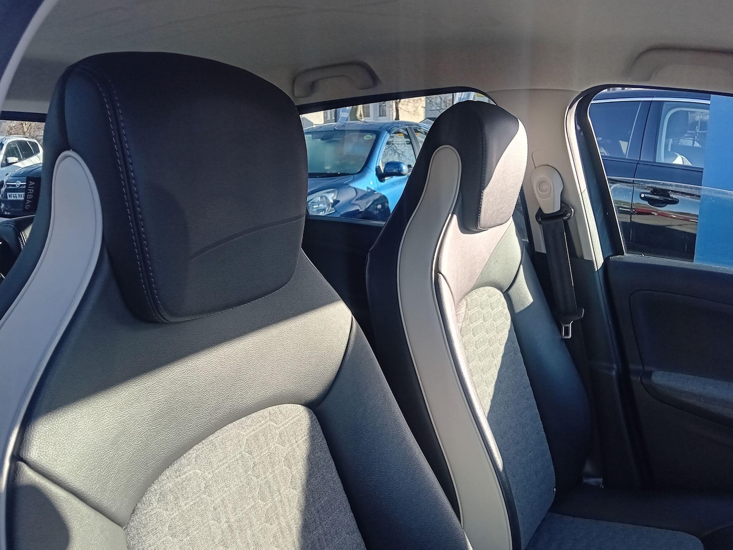 Used Renault Zoe 2020 for sale - 76936575: Photo 13