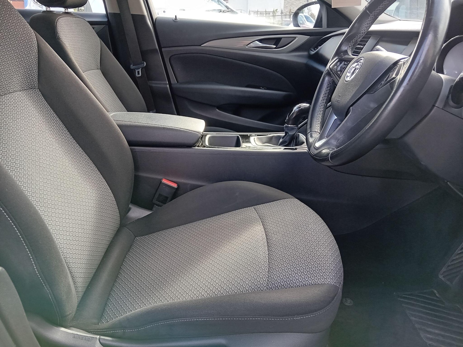 Used Vauxhall Insignia 2018 for sale - 76360172: Photo 17