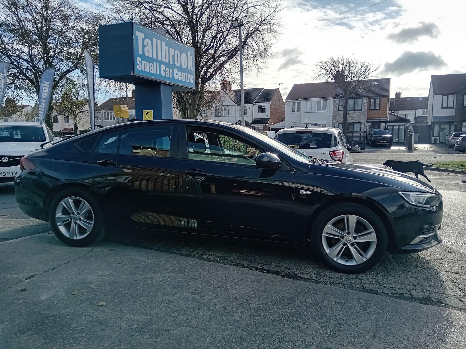 Used Vauxhall Insignia 2018 for sale - 76360172: Photo 3
