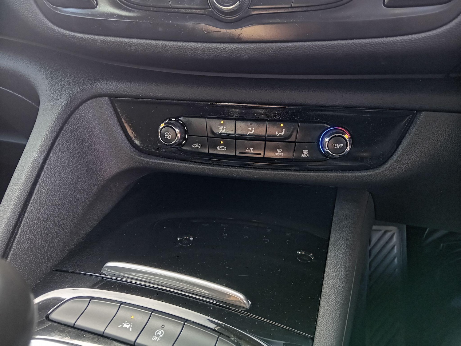 Used Vauxhall Insignia 2018 for sale - 76360172: Photo 35