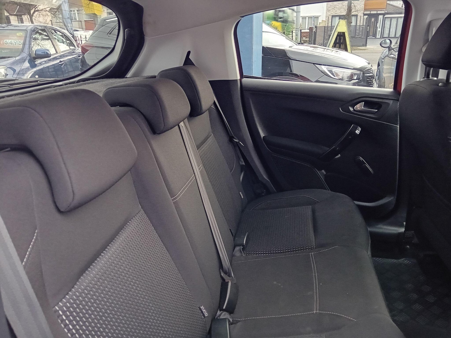 Used Peugeot 208 2017 for sale - 76702010: Photo 16