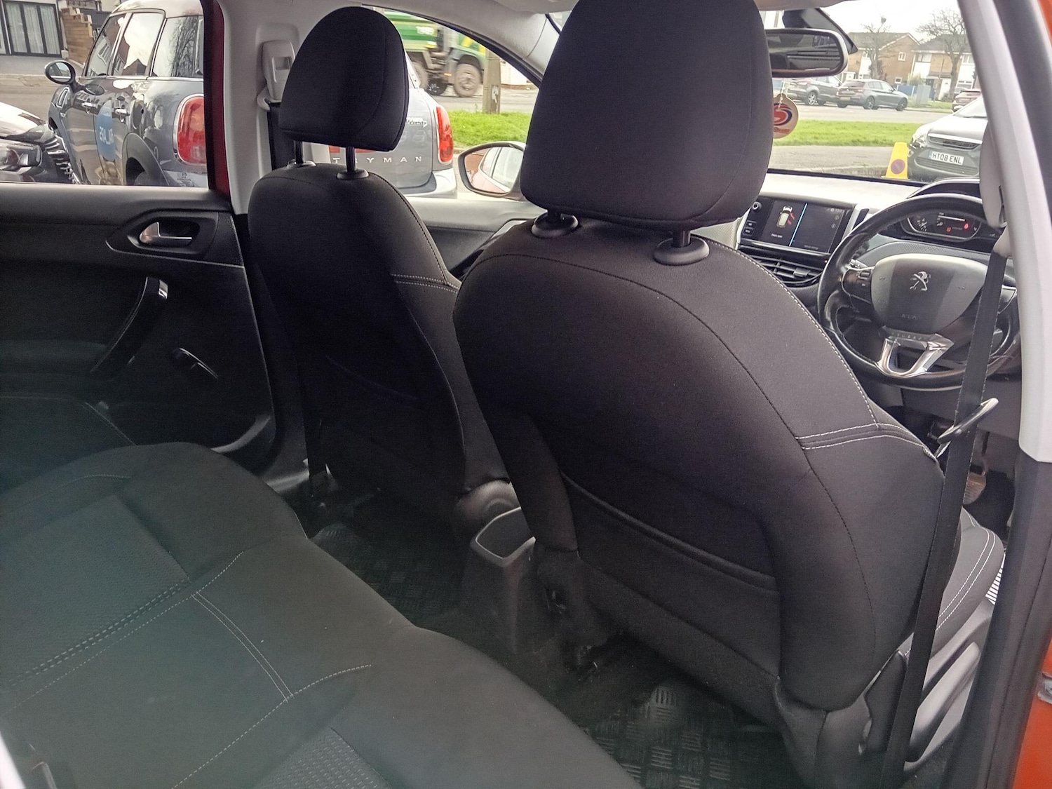 Used Peugeot 208 2017 for sale - 76702010: Photo 17