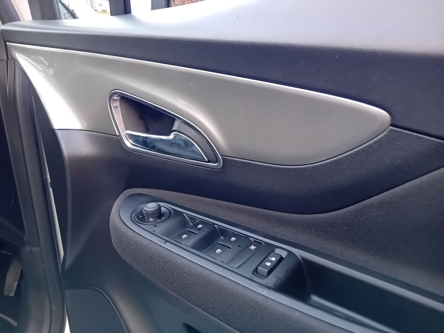 Used Vauxhall Mokka 2015 for sale - 77229808: Photo 19