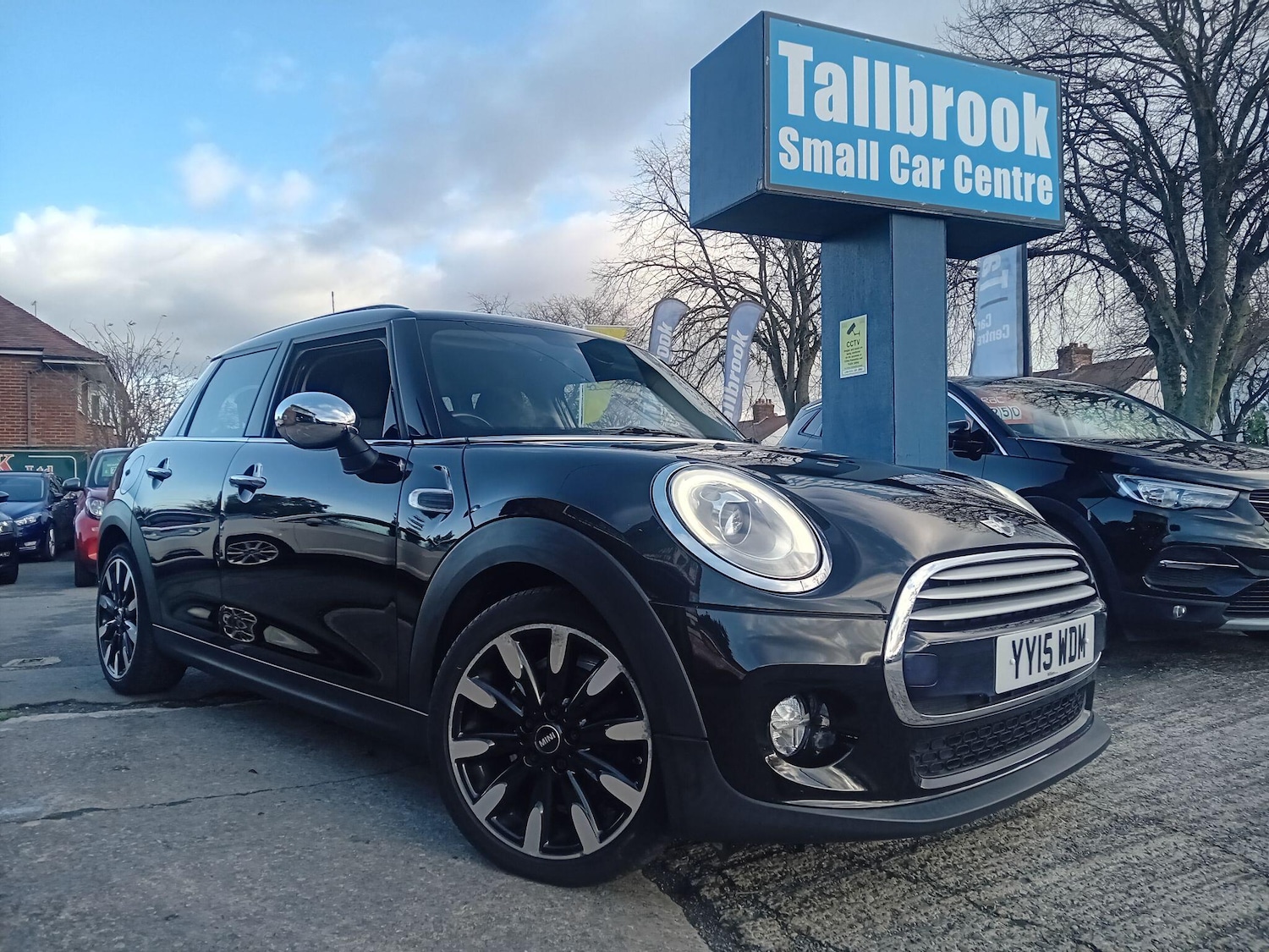 Used MINI Hatch for sale - 76728808: Photo 1