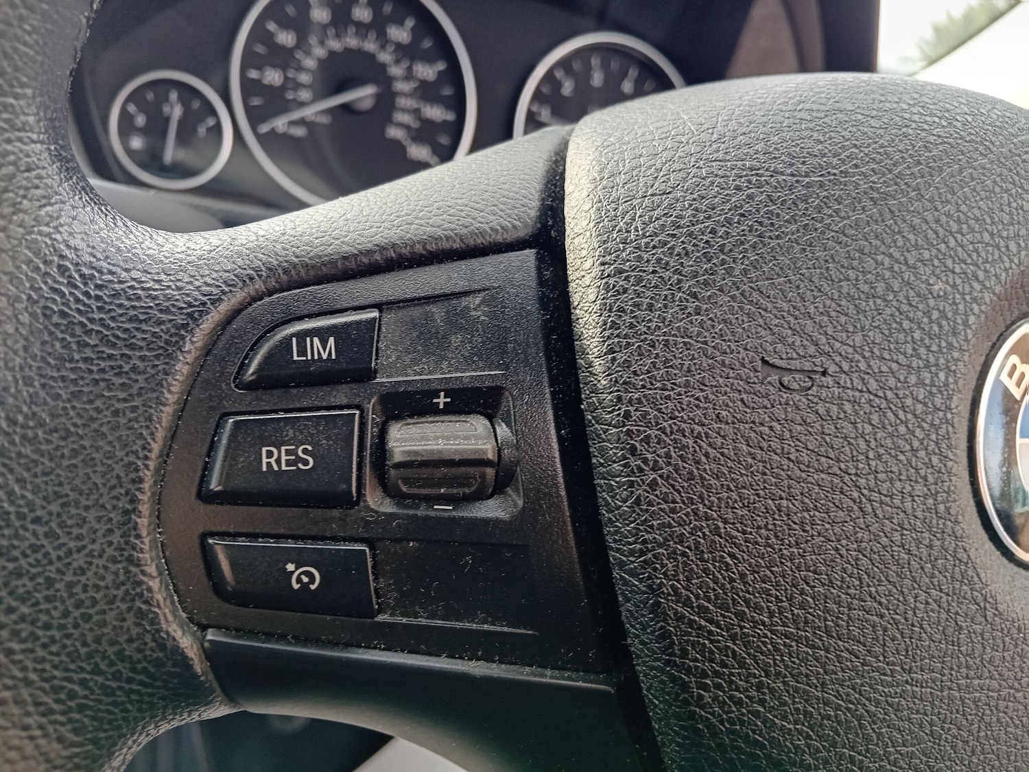 Used BMW 3 Series 2014 for sale - 76431943: Photo 32