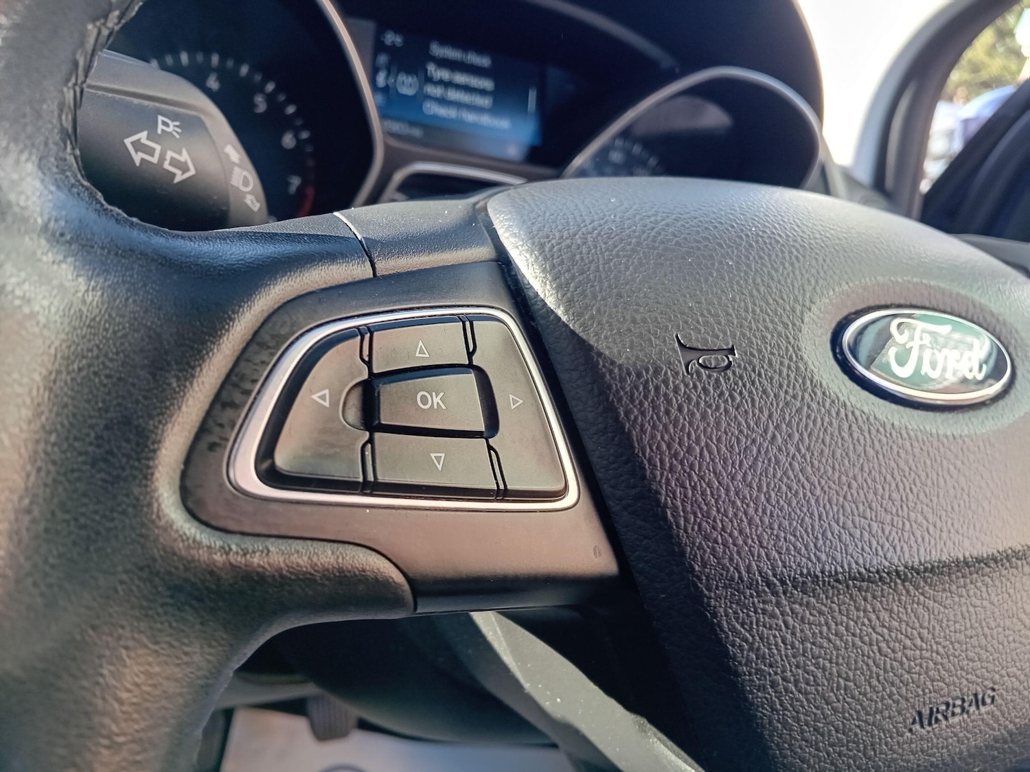 Used Ford Focus 2015 for sale - 76657021: Photo 14