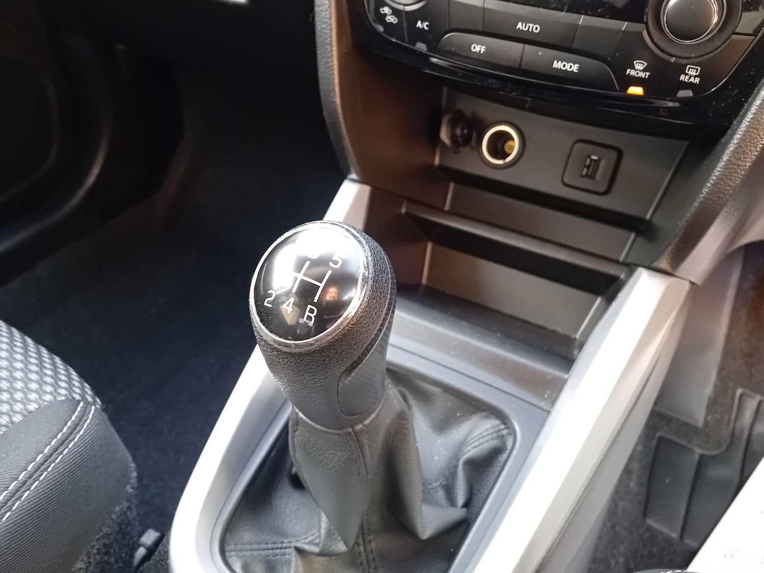 Used Suzuki Vitara 2017 for sale - 76608039: Photo 32