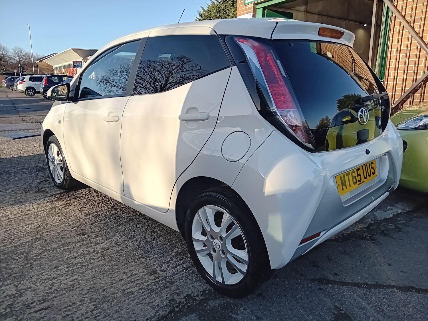 Used Toyota AYGO 2015 for sale - 76850185: Photo 12