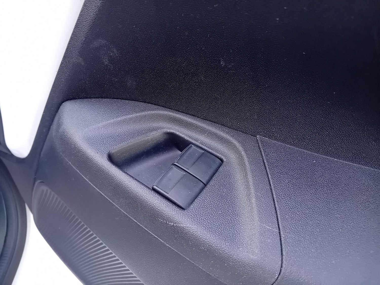 Used Toyota AYGO 2015 for sale - 76850185: Photo 15