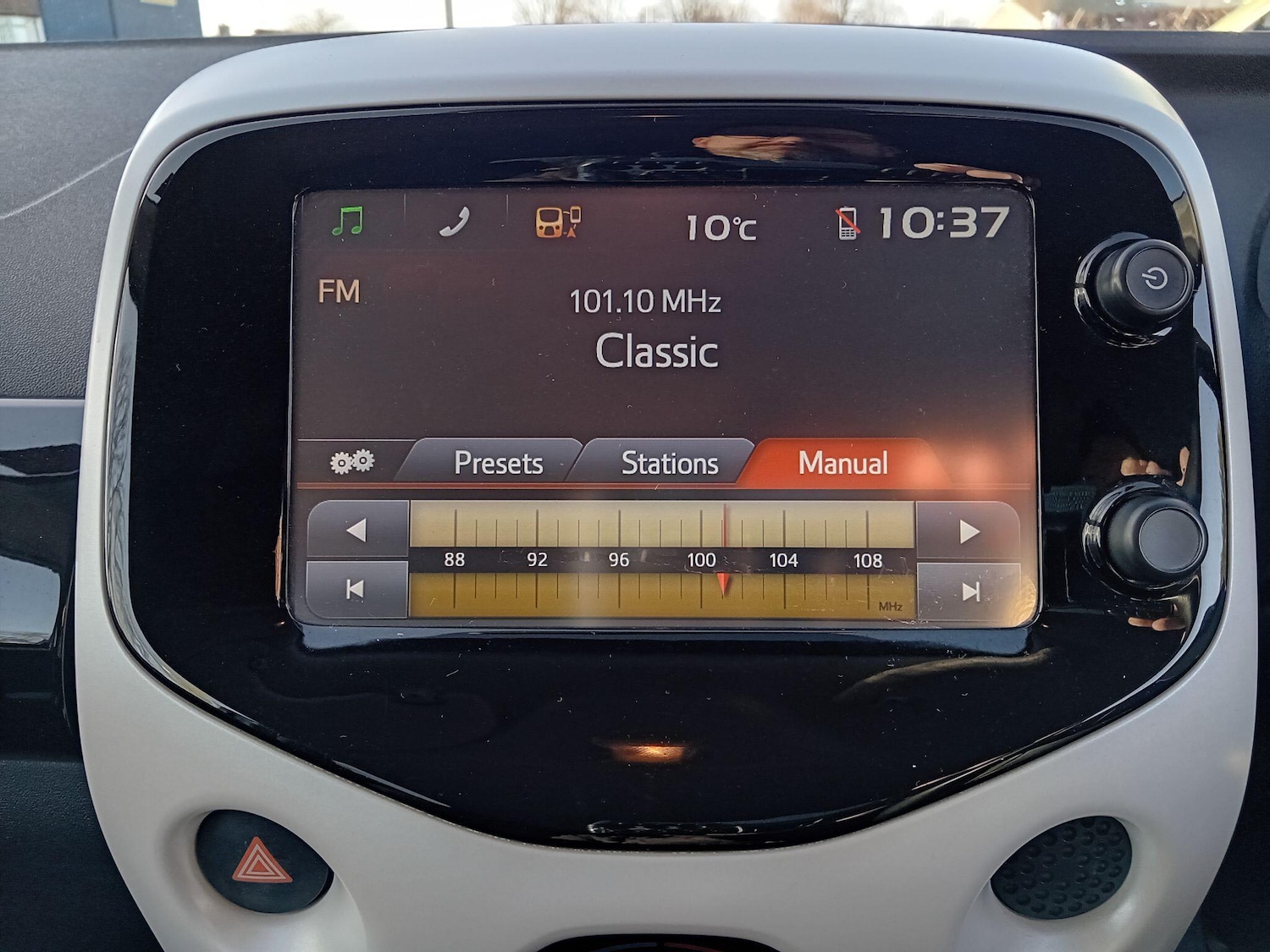 Used Toyota AYGO 2015 for sale - 76850185: Photo 23