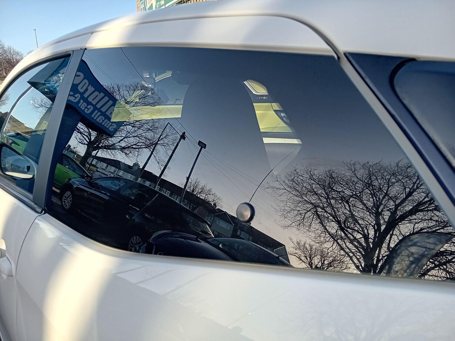 Used Toyota AYGO 2015 for sale - 76850185: Photo 37