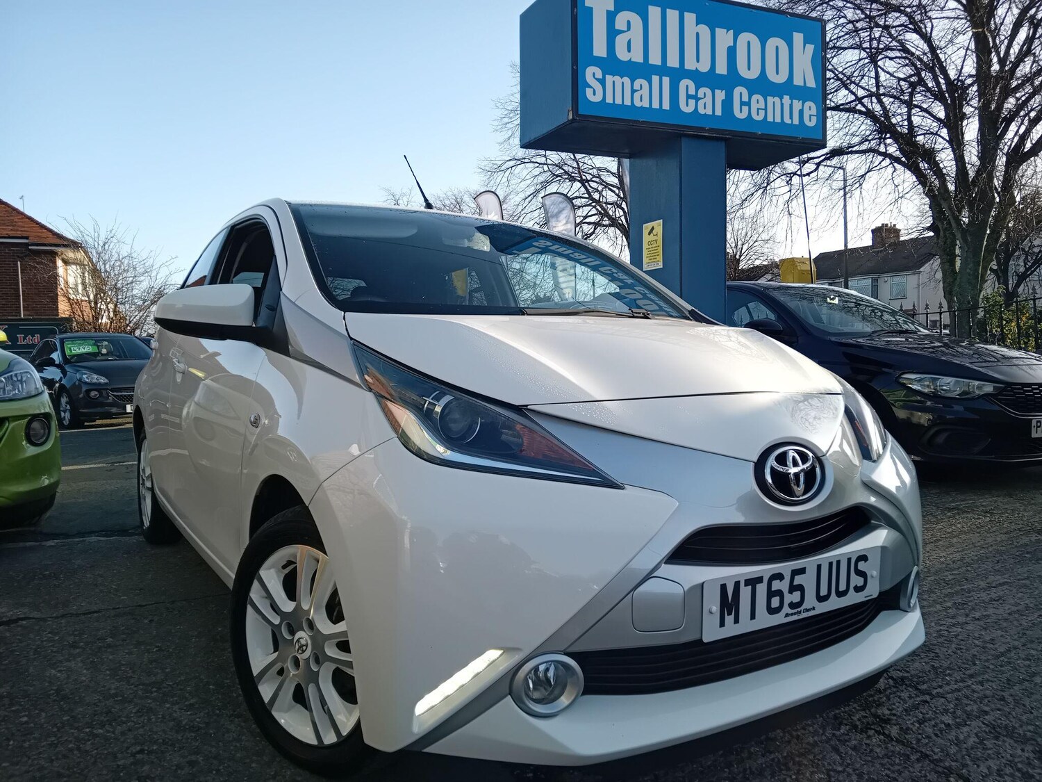 Used Toyota AYGO 2015 for sale - 76850185: Photo 4