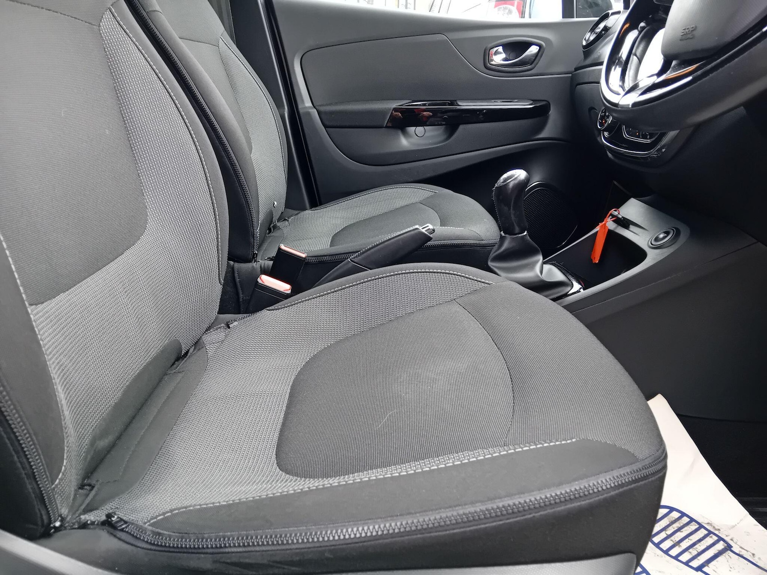 Used Renault Captur 2016 for sale - 77783773: Photo 14