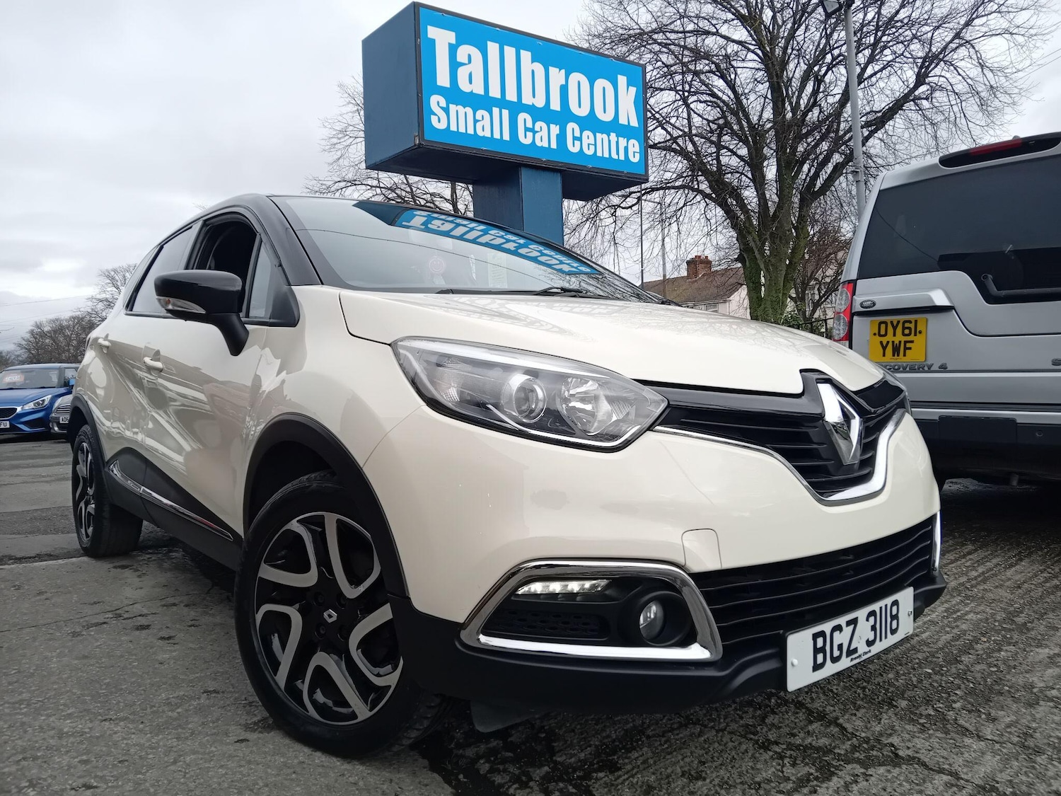 Used Renault Captur 2016 for sale - 77783773: Photo 3